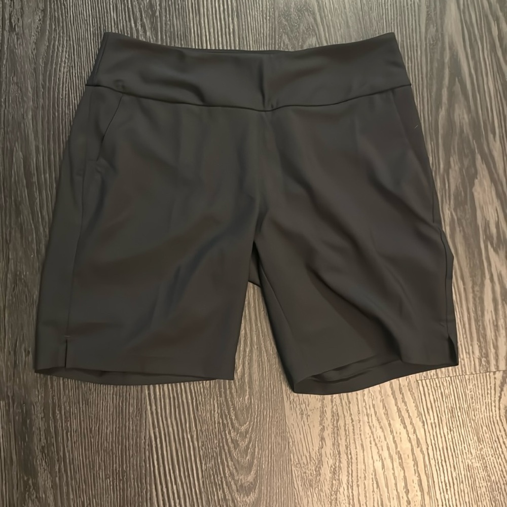 🍍ADIDAS SHORTS🍍POCKETS🍍SIZE LARGE🍍s-2